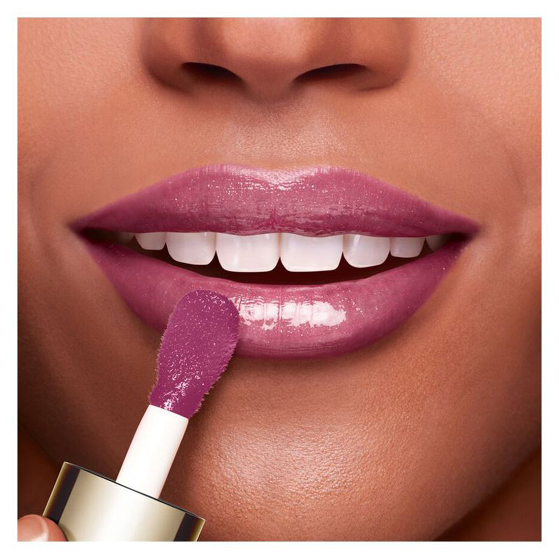 Lip Comfort Oil Olio Nutriente Labbra 10 Plum_CLA80086762_Clarins-6
