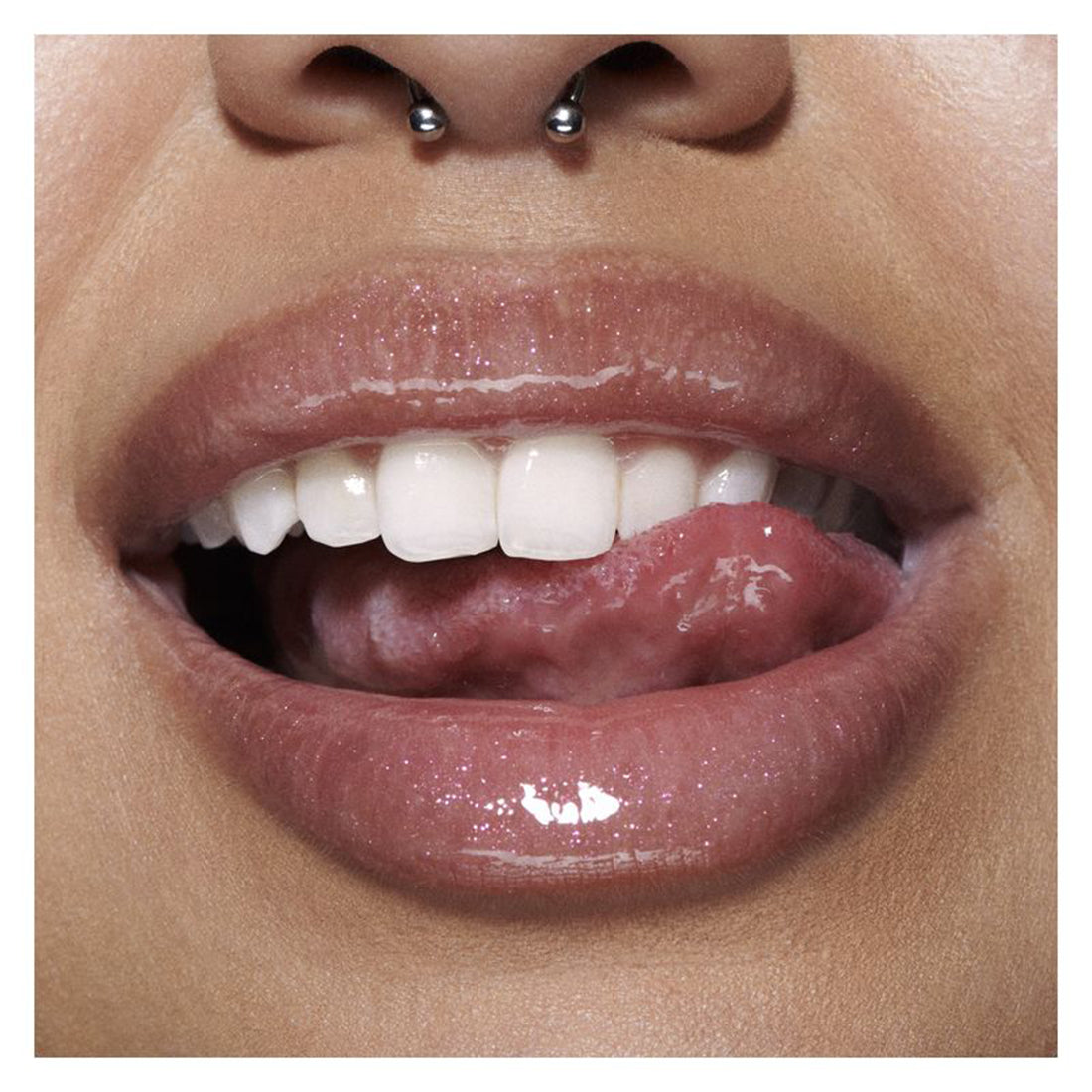 Lipglass Air Frosting_MACS2AD09_MAC-4