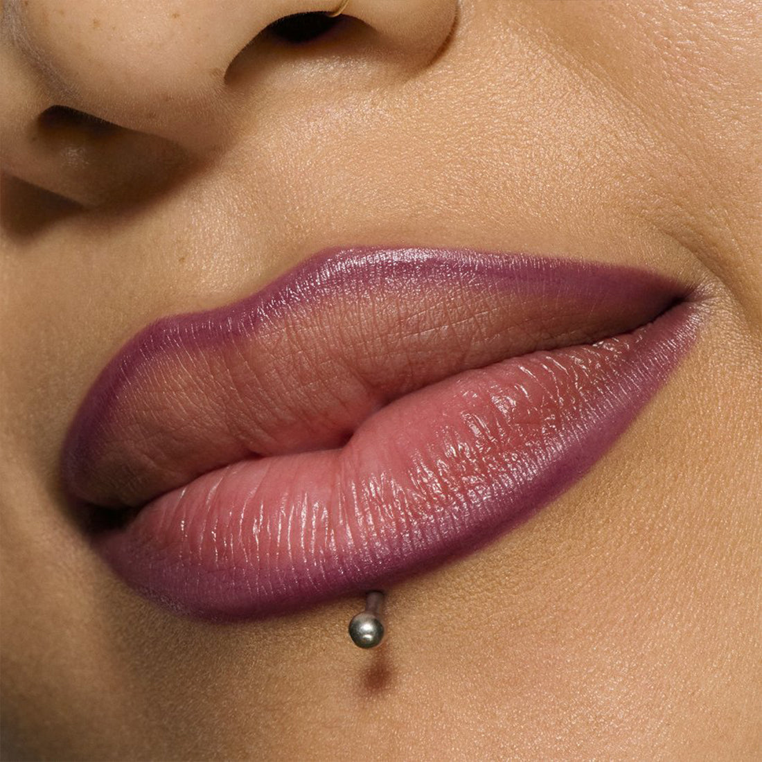 Lipglazer Glossy Liner Matita labbra Nightmoth_MACS5PS07_MAC-5