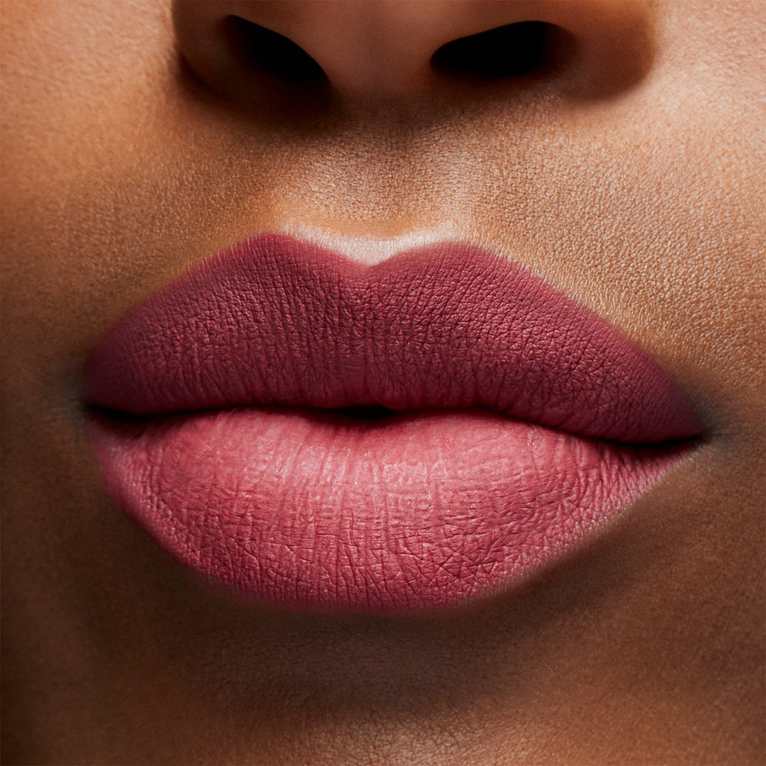 Locked Kiss InkRossetto Liquido Finish Matte Decadence_MACSRH914_MAC-5