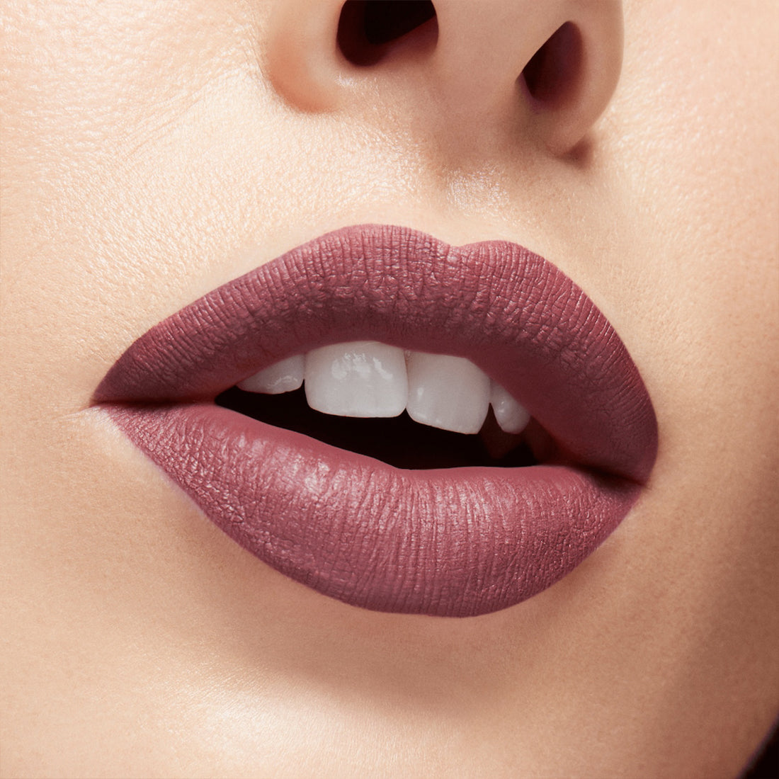 Locked Kiss InkRossetto Liquido Finish Matte Opulence_MACSRH901_MAC-4