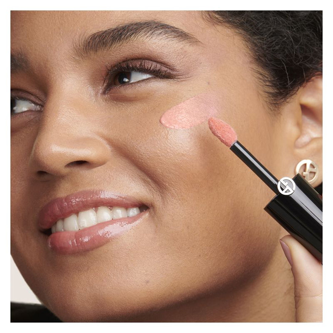 Luminous Silk Cheek Tint Fard in Crema 50.5 Rosy Peach_ARMLE949300_Giorgio Armani-3