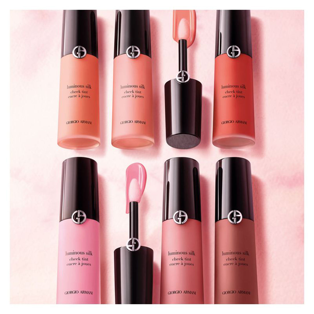 Luminous Silk Cheek Tint Fard in Crema 53 Bold Pink_ARMLE949400_Giorgio Armani-6