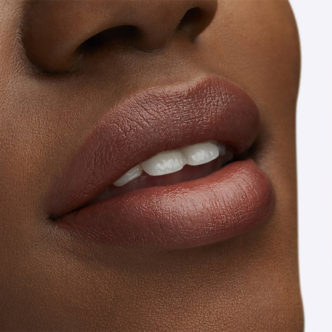 Lusterglass Lipstick Rossetto Lunga Tenuta Posh Pit_MACSMXF05_MAC-6