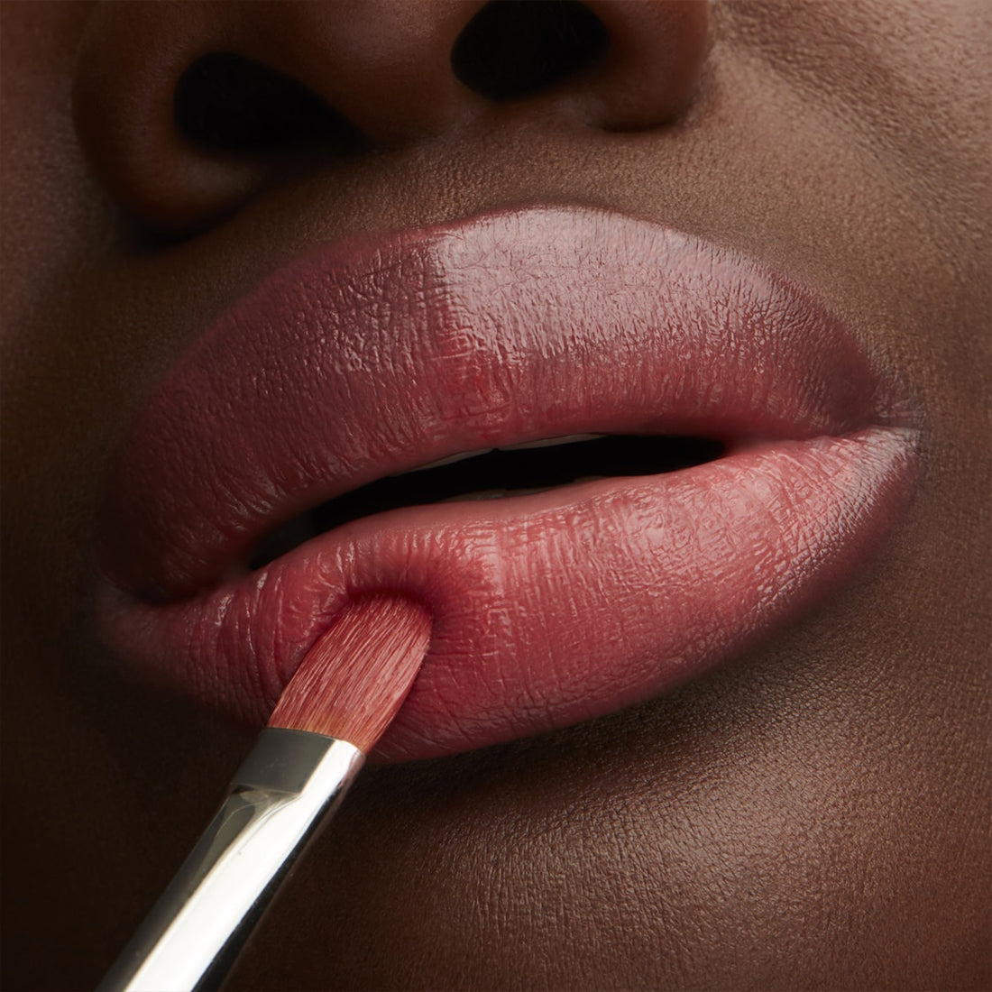 Lusterglass Lipstick Rossetto Lunga Tenuta See Sheer_MACSMXF28_MAC-6