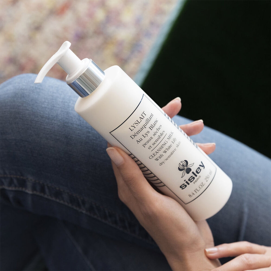 Lyslait Demaquillant Au Lys Blanc Latte Detergente Struccante 250 ml_SIS113000_Sisley-4
