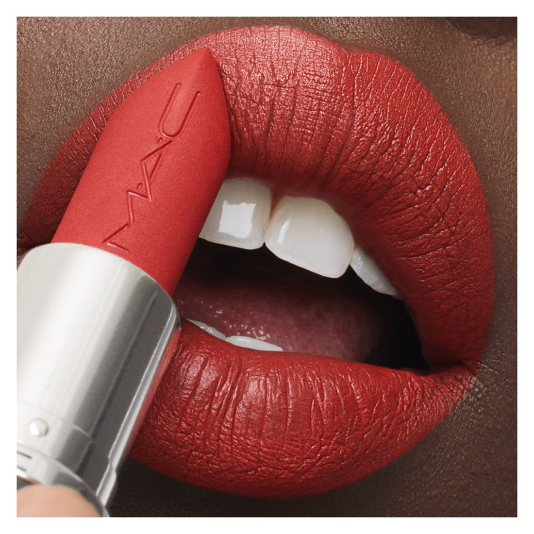 Macximal Silky Matte Lipstick Rossetto Matte Chili_MACNY9N01_MAC-3