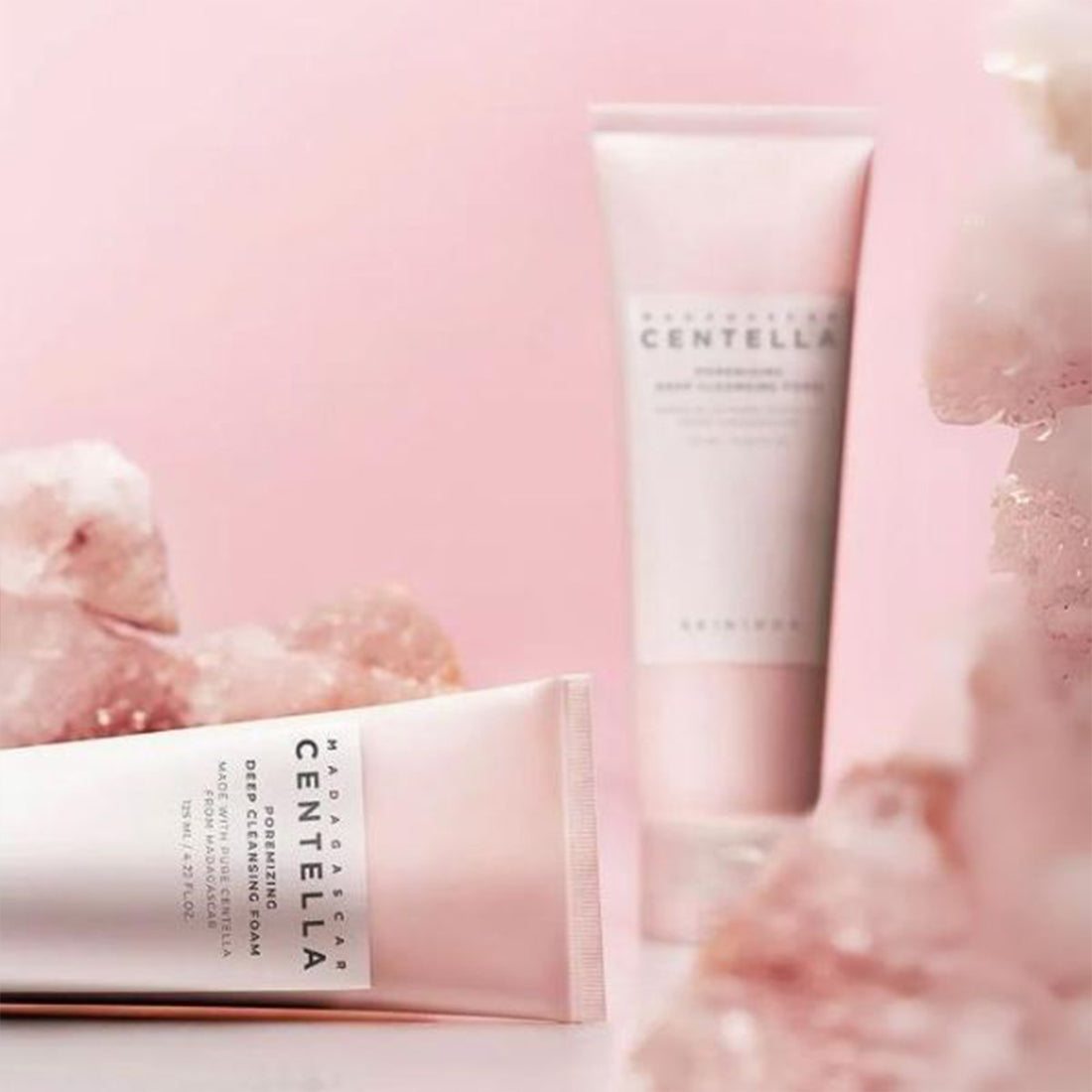 Madagascar Centella Poremizing Deep Cleansing Foam 125 ml_SKI02165_SKIN1004-5