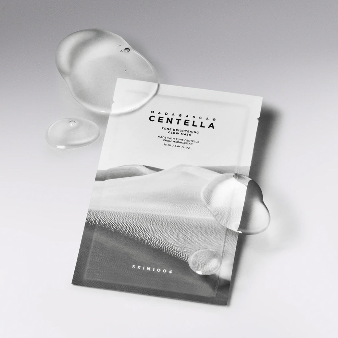 Madagascar Centella Tone Brightening Glow Mask SKIN1004 Maschera Viso Illuminante e Idratante Effetto Glow_SKIM007_SKIN1004-4