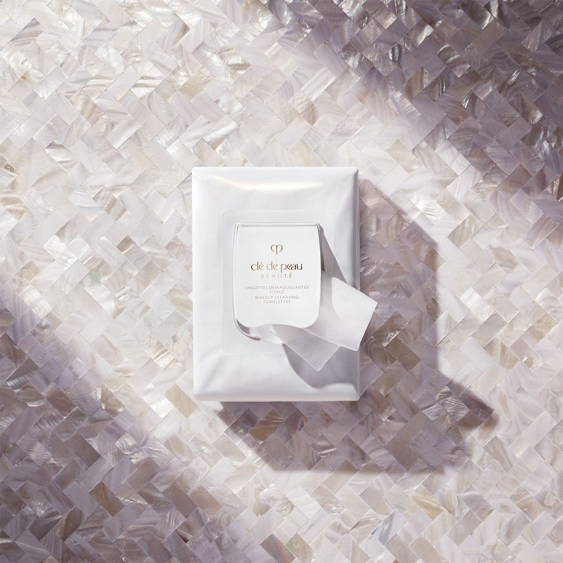 Makeup Cleansing Towellettes Salviette Struccanti_CDP10117162101_CLE' DE PEAU BEAUTE'-4