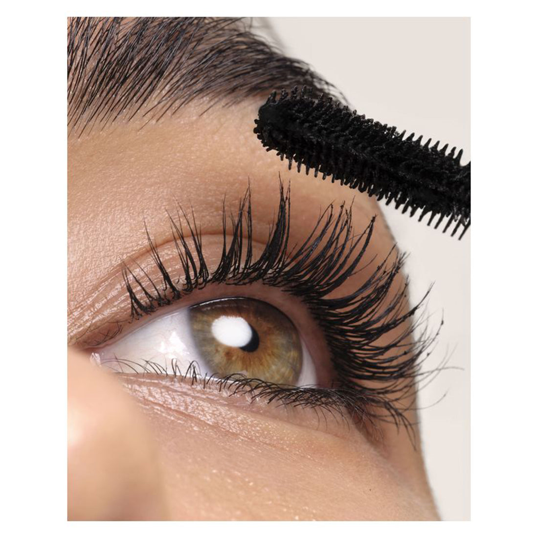 Mascara Vertigo Black_ARMLE877200_Giorgio Armani-5