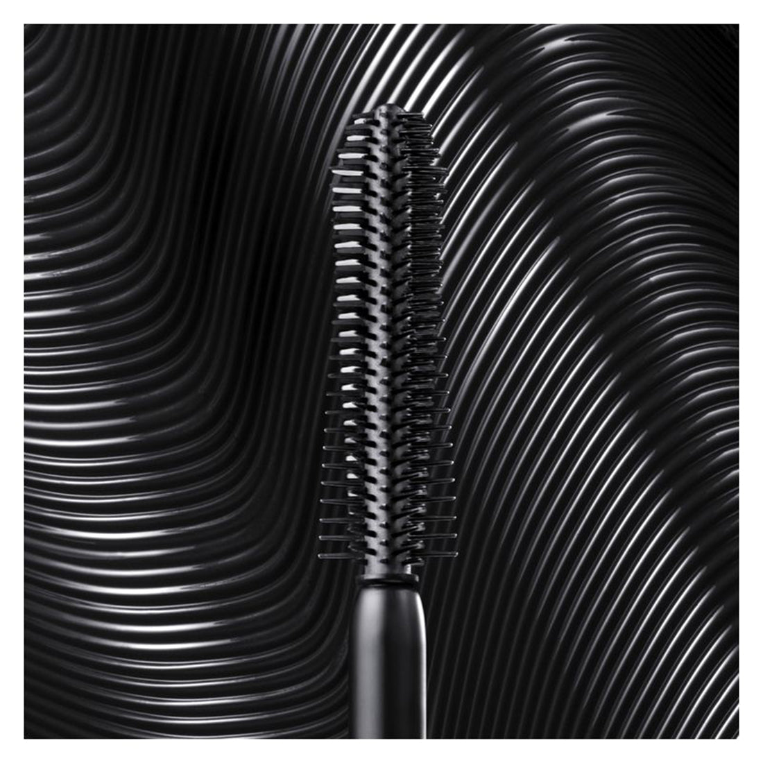 Mascara Vertigo Black_ARMLE877200_Giorgio Armani-7