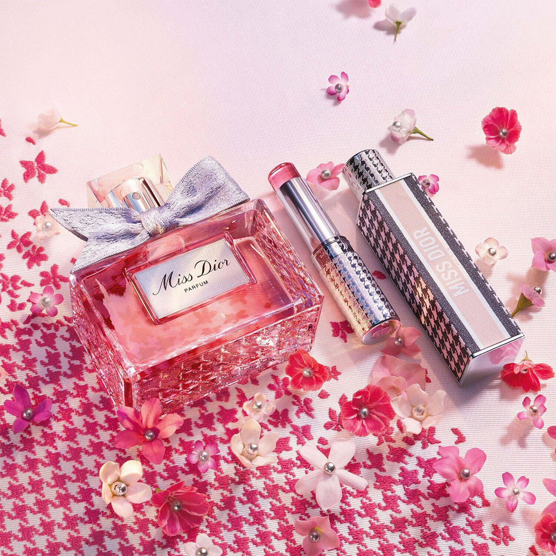 Miss Dior Parfum Mini Miss Profumo Solido Profumo in stick senza alcol_CDC099800125_Dior-2