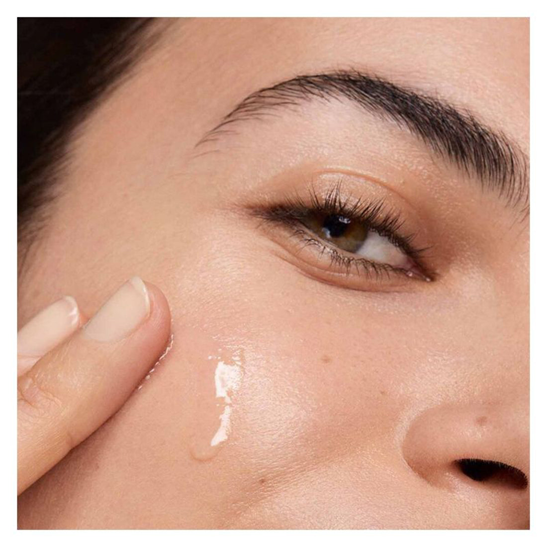 Multi-active Serum Glow_CLA80117954_Clarins-5