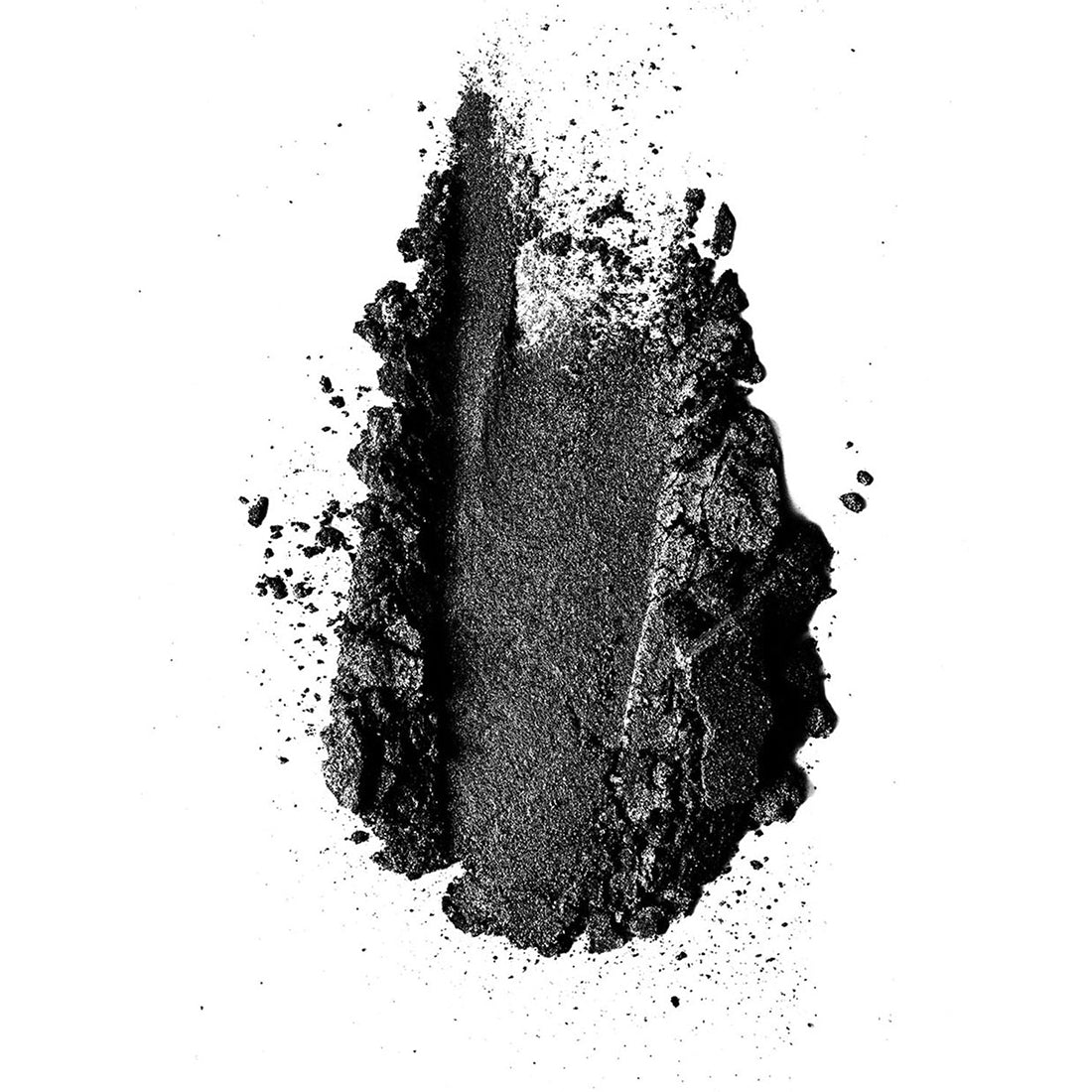 Ombretto Perlato Refill 124 Starry Black_DDP103124_Diego Dalla Palma-3