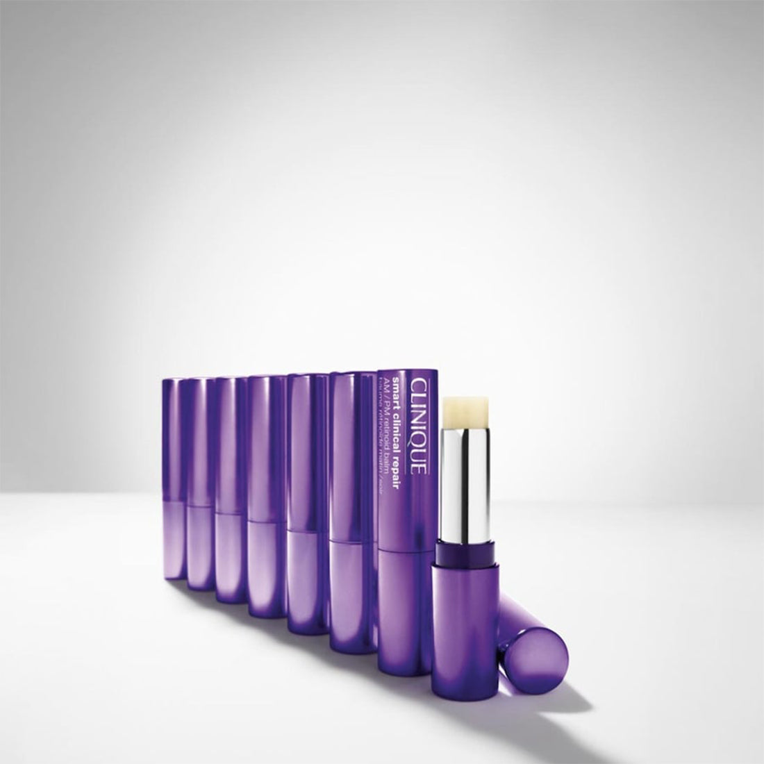 Smart Clinical Repair AM/PM Retinoid Balm Trattamento Antirughe_CLIV33D01_Clinique-3