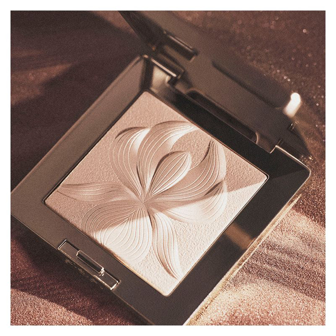 Palette L'orchidee Highlighter_SIS181508_Sisley-4