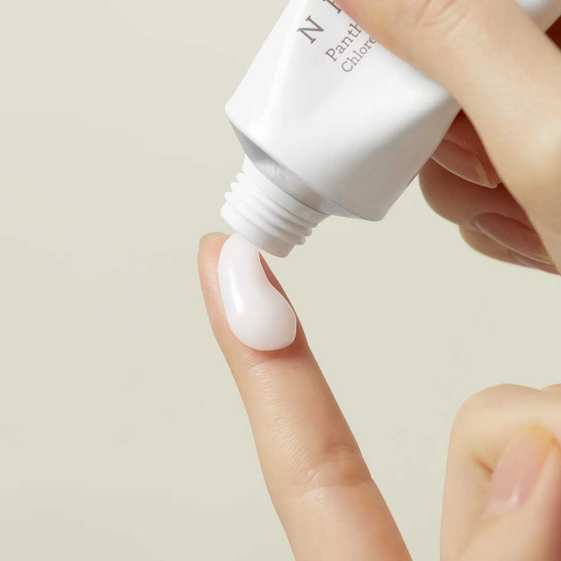 Panthenol Water Gel Cream Crema Antirughe 50 ml_NEE042114_NEEDLY-2