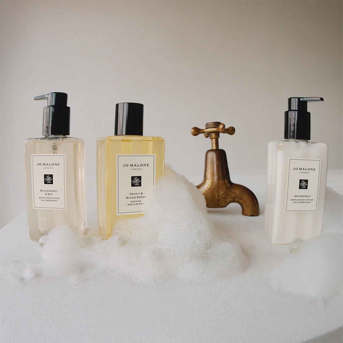 Pear & Fresia Body and Hand Wash Detergente Corpo e Mani 250 ML_JML6A401_JO MALONE-3