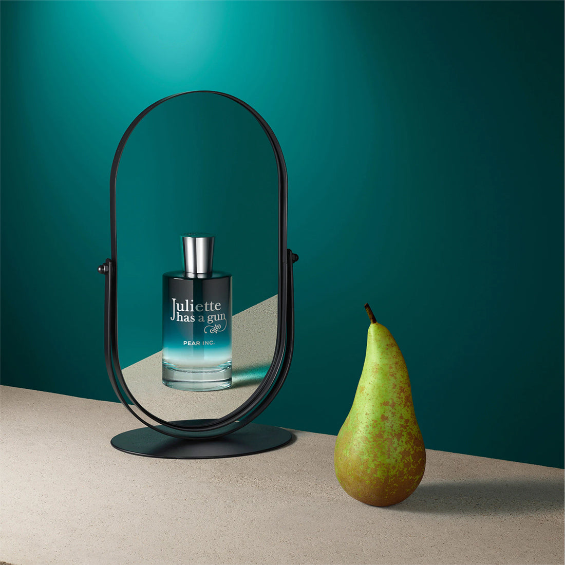 Pear Inc. Eau De Parfum_JHG93PPEAR50_Juliette Has Gun-4