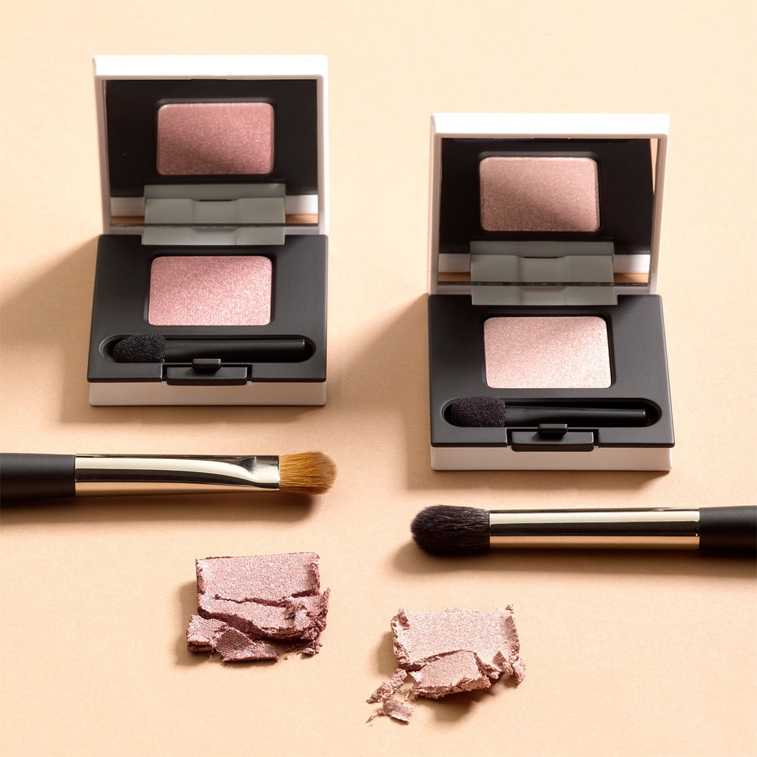 Polvere Compatta Per Occhi Ombretto 111 Verde_DDP103111_Diego Dalla Palma-4