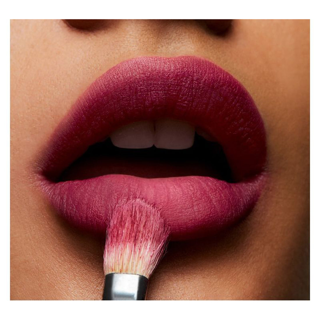 Powder Kiss Lipstick Rossetto Matte Burning Love_MACS4K017_MAC-3