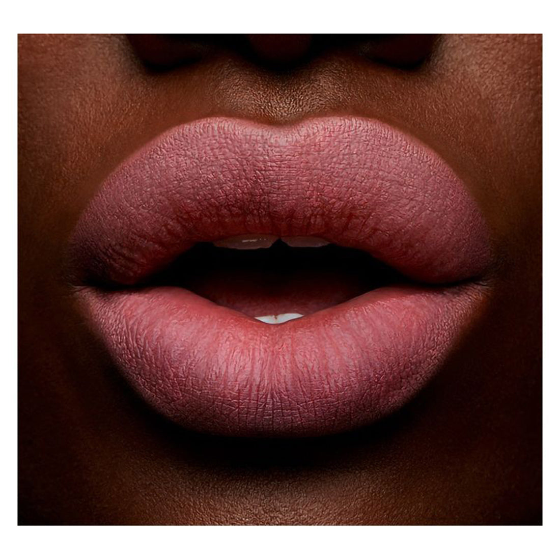 Powder Kiss Lipstick Rossetto Matte Sultriness_MACS4K013_MAC-2