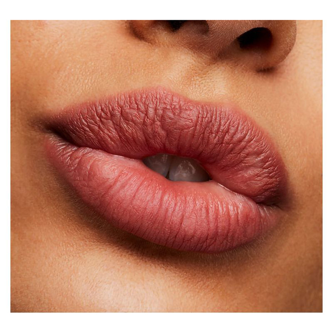 Powder Kiss Lipstick Rossetto Matte Sultry Move_MACS4K036_MAC-3