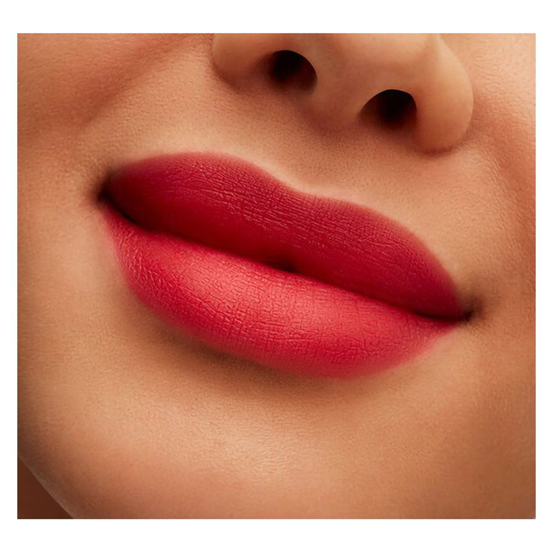 Powder Kiss Liquid Lipcolor Rossetto Liquido Ruby Boo_MACSJC240_MAC-3