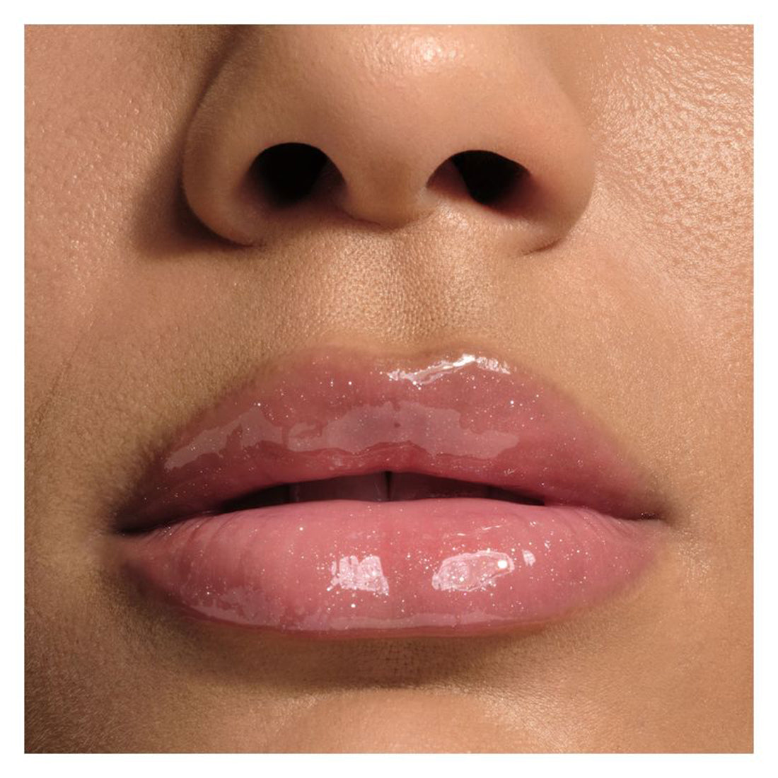 Prisma Glass Icy Plumper Gloss Rimpolpante 33 Rosewood Frost_ARMLF273200_Giorgio Armani-3
