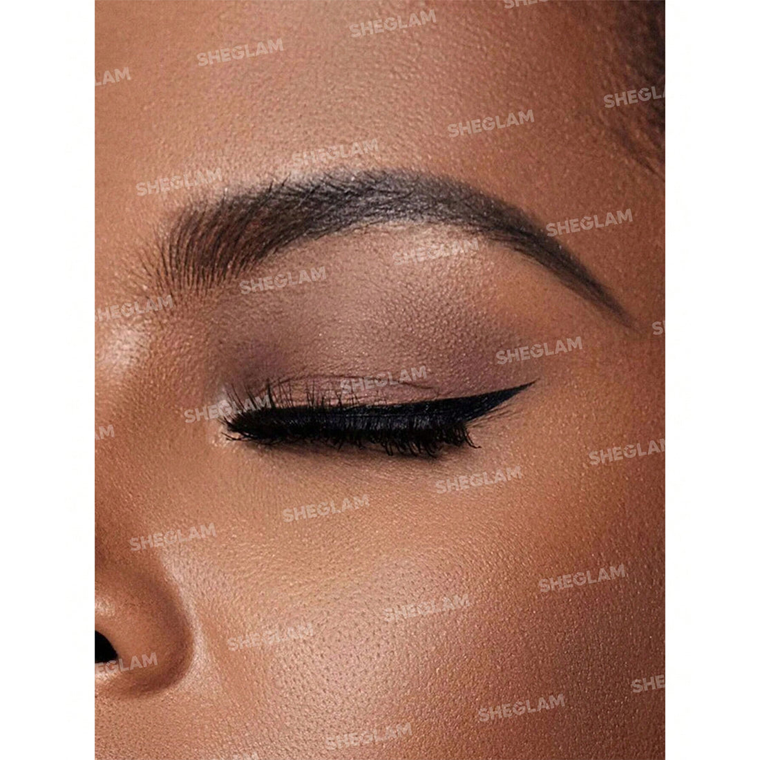 Pro Precision Waterproof Liquid Eyeliner Black_SHE045_SHEGLAM-5