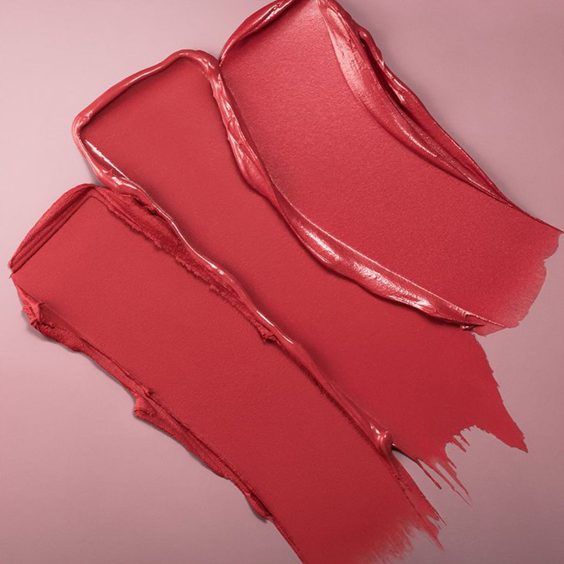 Pure Color Desire Cream Lipstick Rossetto 420 Rebellious Rose_ESTGRFTRR00_Estee Lauder-3