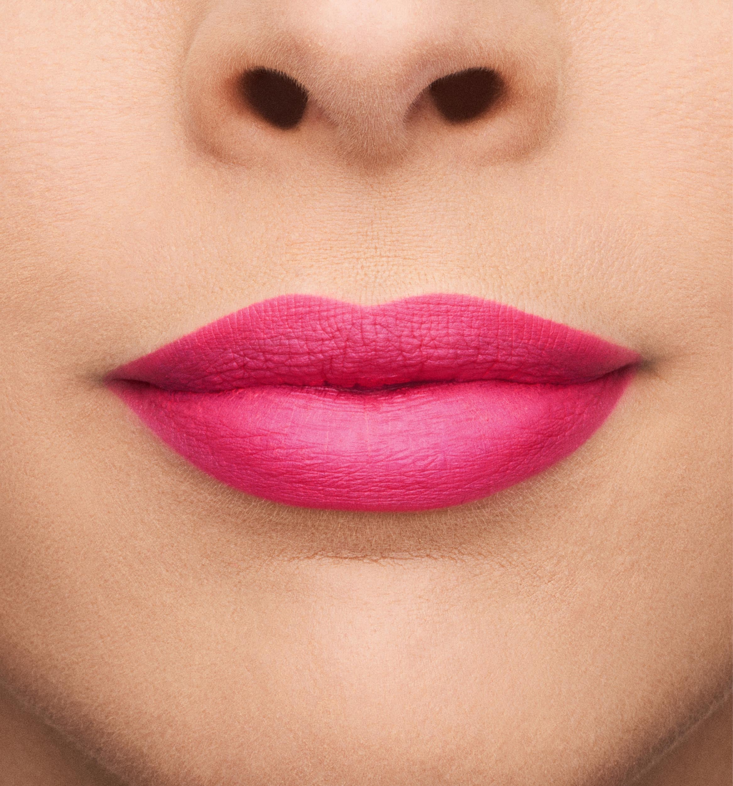 Puro Rossetto Matte 103 Fucsia Petunia_COL12033_Collistar-2