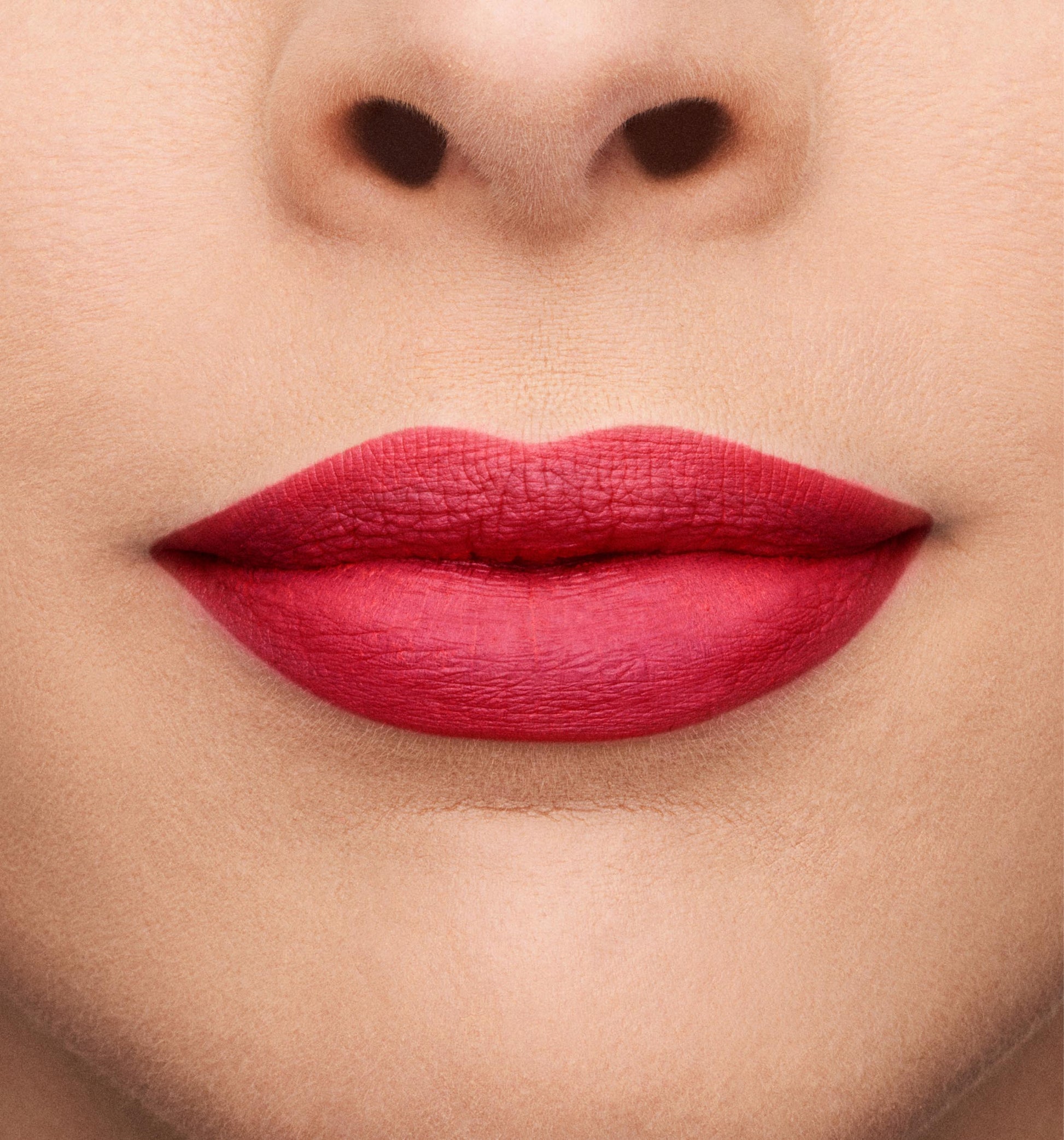 Puro Rossetto Matte 111 Rosso Milano_COL12037_Collistar-2