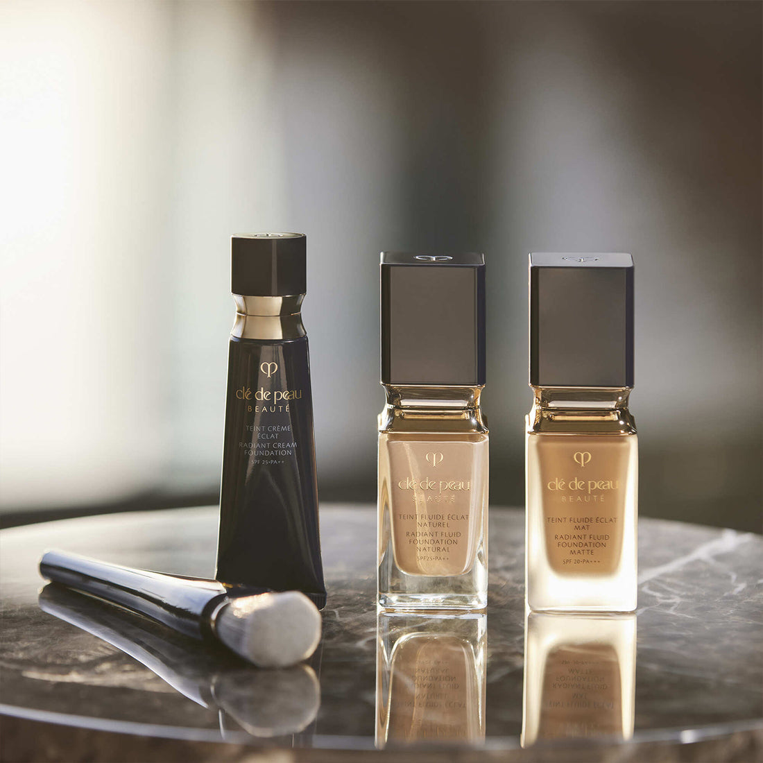 Radiant Cream Foundation Fondotinta O40_CDP10117734301_CLE' DE PEAU BEAUTE'-6