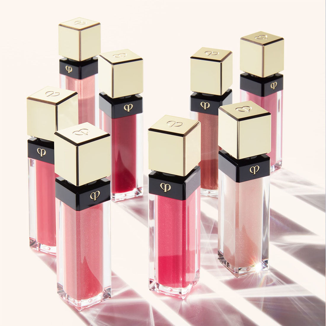Radiant Lip Gloss Lucidalabbra Brillantezza Idratante e Radiosa 1 Rose Quartz_CDP10114080101_CLE' DE PEAU BEAUTE'-4