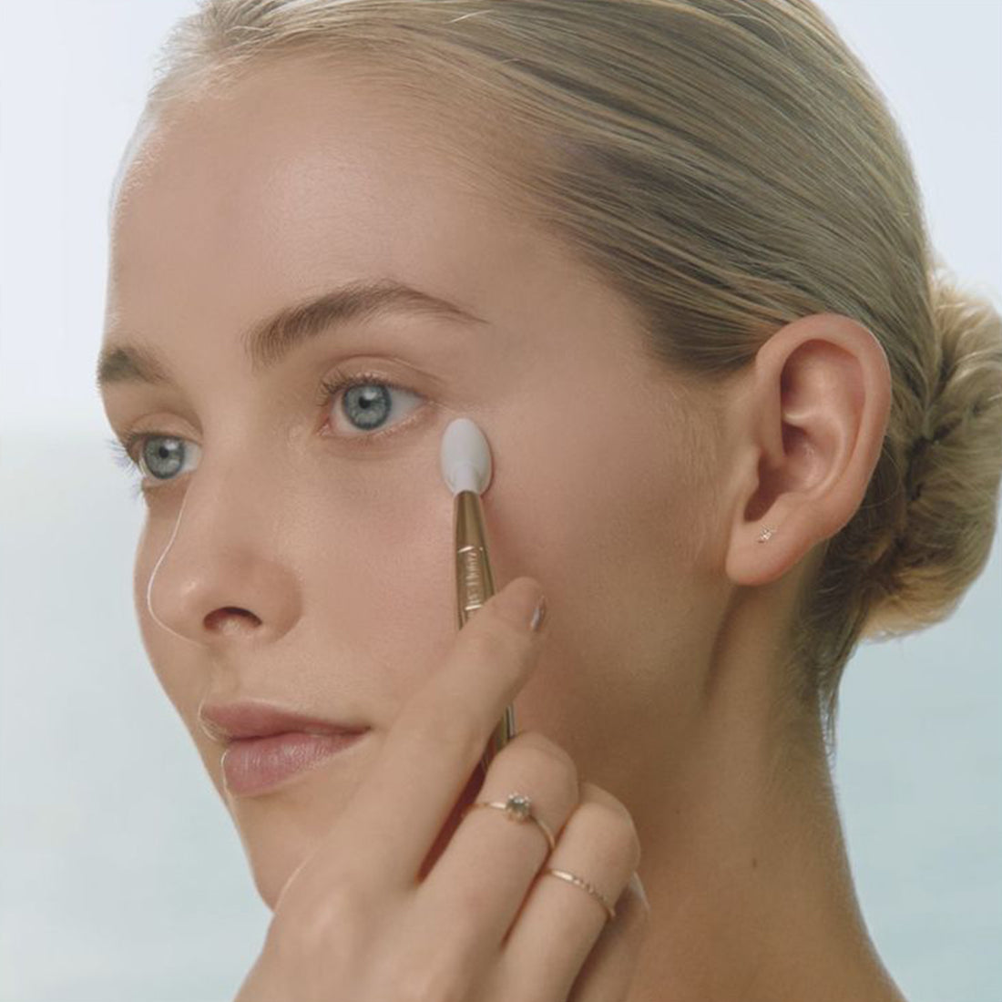 Re-Nutriv Ultimate Diamond Trasformative Eye Serum  Siero Contorno Occhi 15 ML_EST4010000_Estee Lauder-3