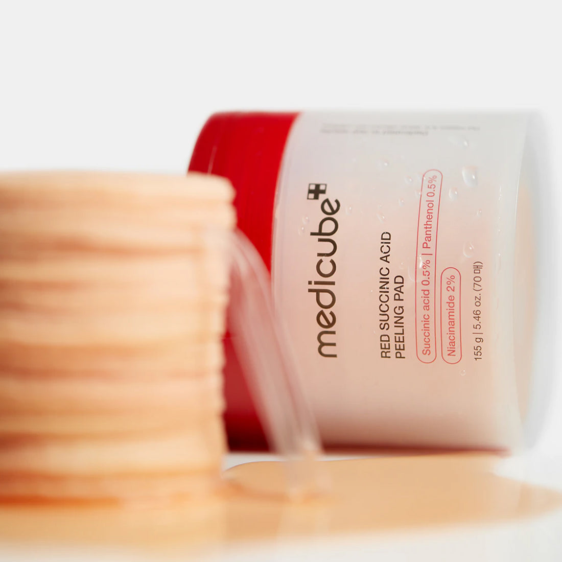 Red Succinic Pelling Pad_MED55003R00_MEDICUBE-3