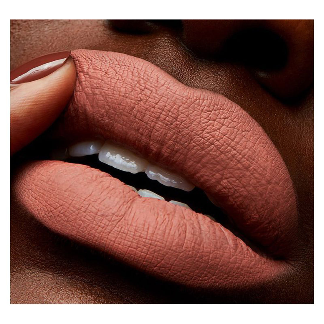 Retro Matte Liquid Lip Colour Tinta Liquida Effetto Matte Lady Be Good_MACMY3N05_MAC-3