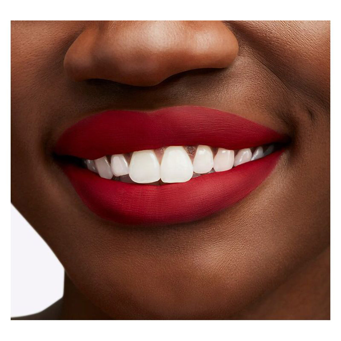 Retro Matte Liquid Lip Colour Tinta Liquida Effetto Matte Ruby Phew!_MACMY3N79_MAC-2
