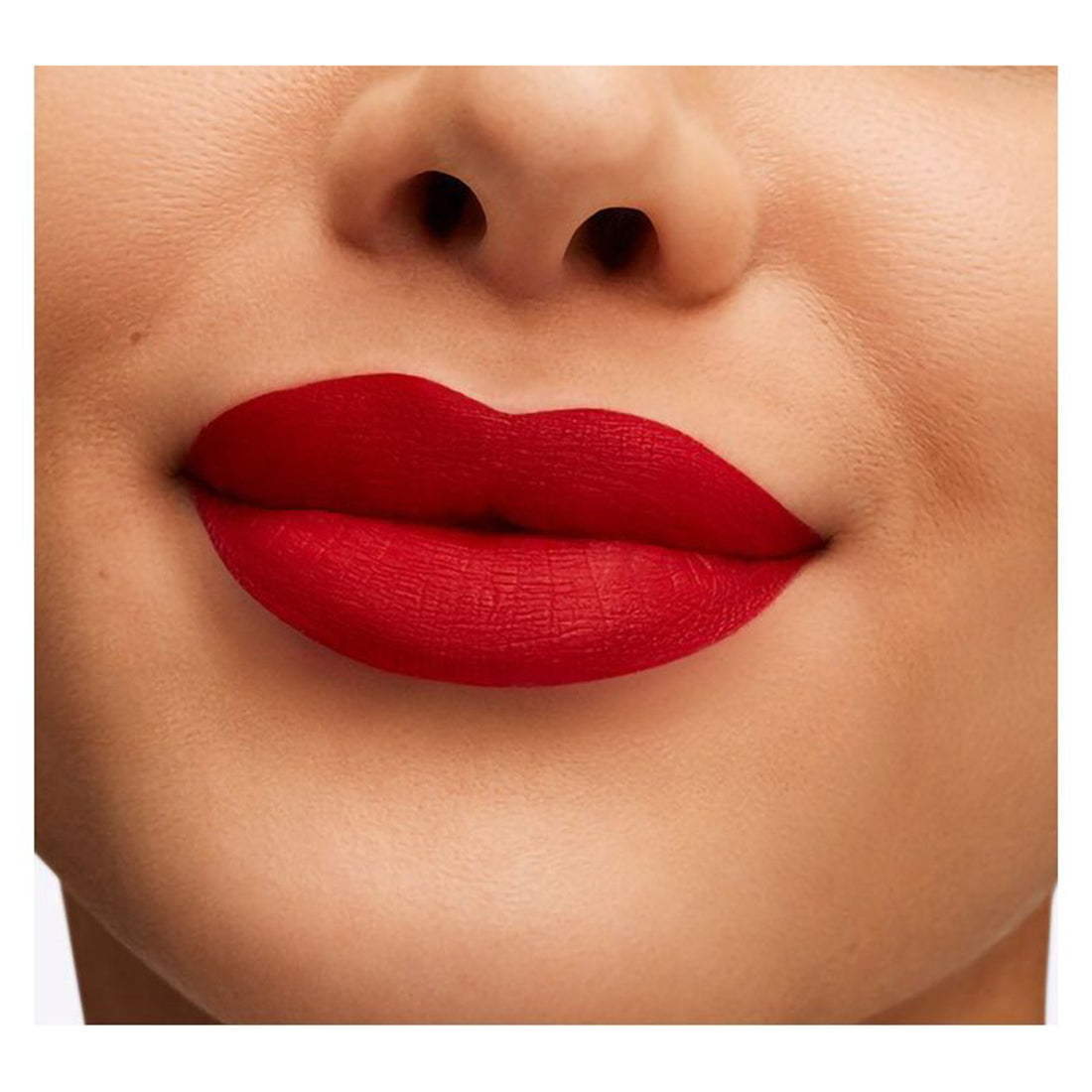 Retro Matte Liquid Lip Colour Tinta Liquida Effetto Matte Ruby Phew!_MACMY3N79_MAC-3