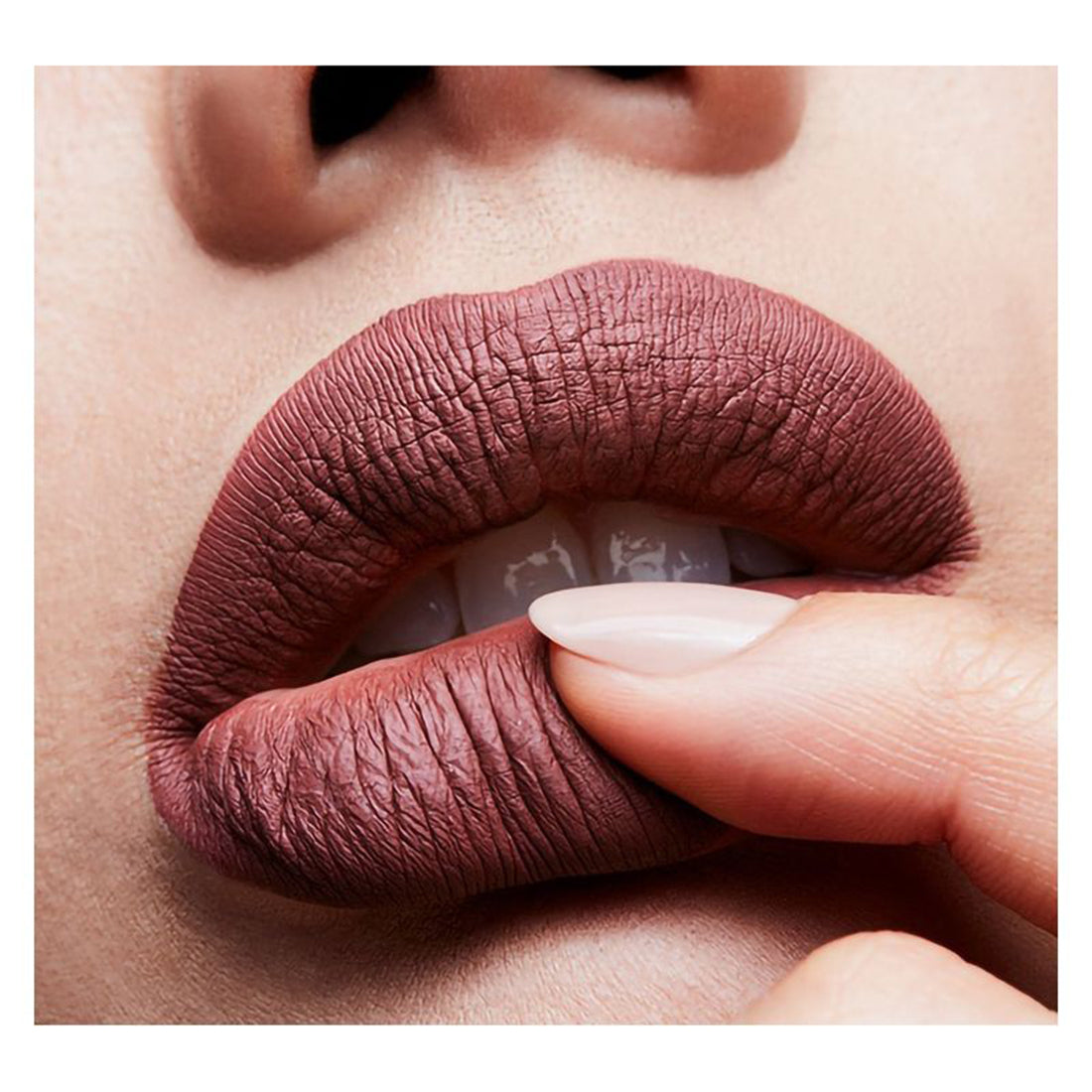 Retro Matte Liquid Lip Colour Tinta Liquida Effetto Matte Topped With Brandy_MACMY3N41_MAC-5