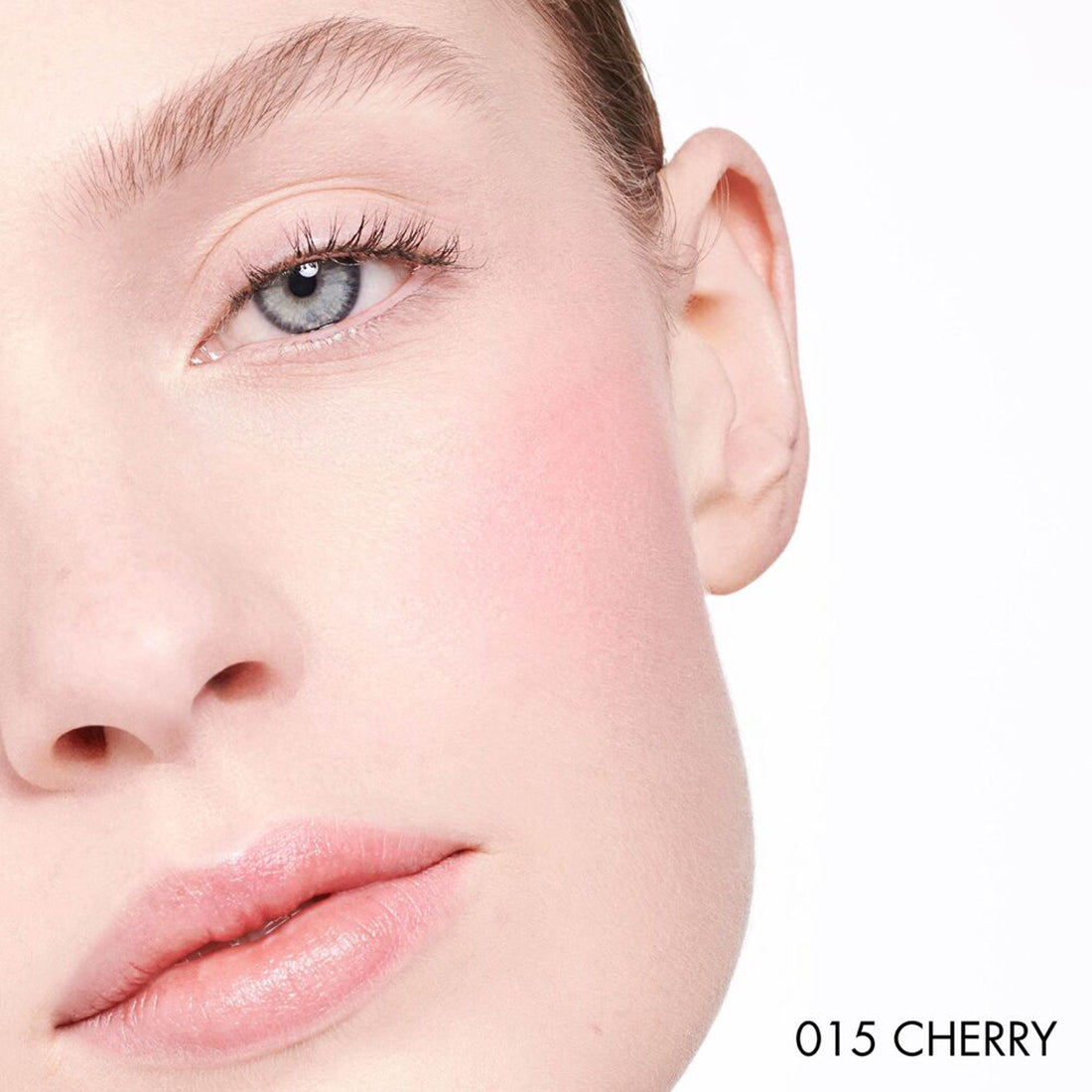 Rosy Glow Blush Radioso naturale finish bonne mine 015 Cherry_CDC037300015_Dior-4