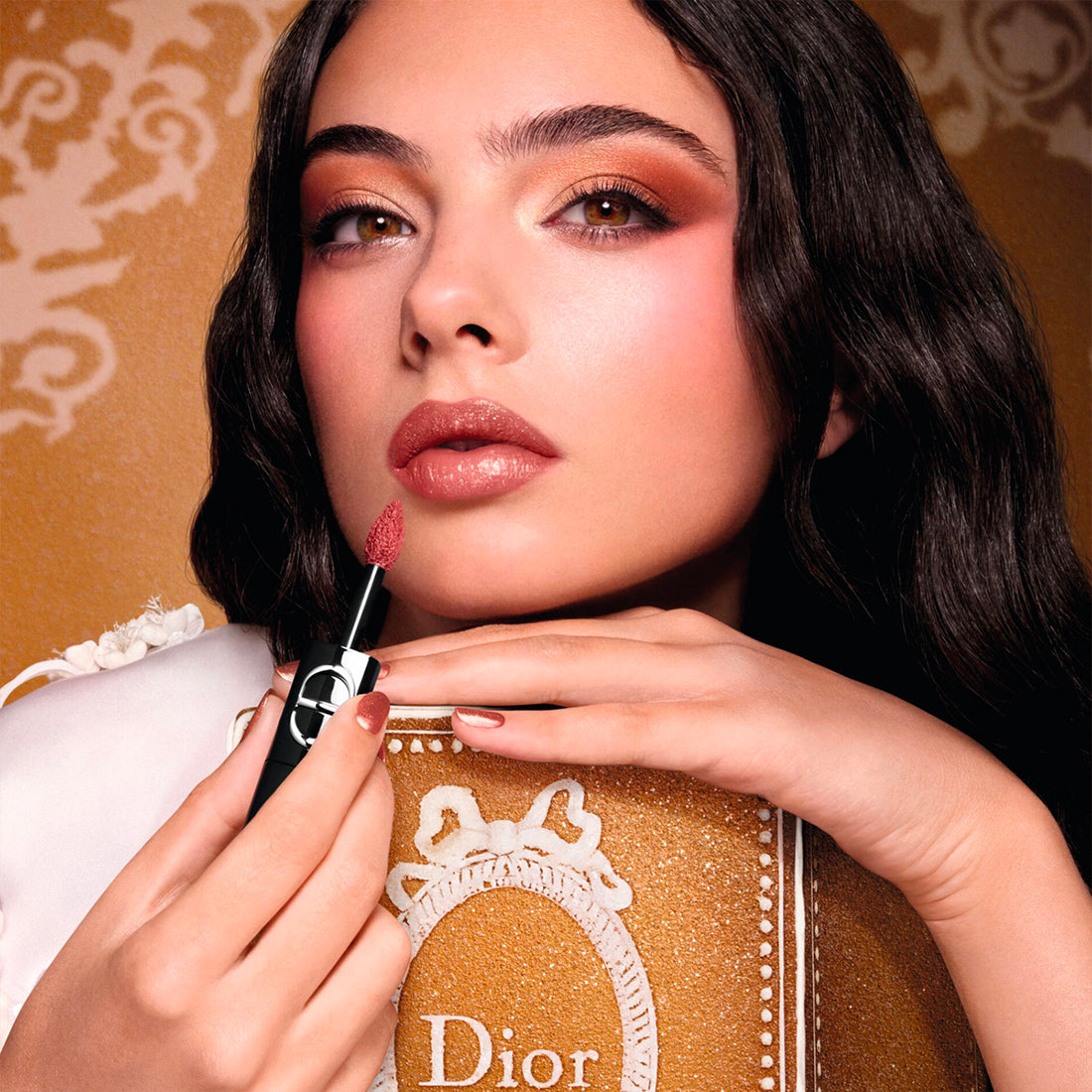 Rouge Dior – Edizione limitata, rossetto finish velvet, satinato e glitterato_CDE000002223_Dior-4