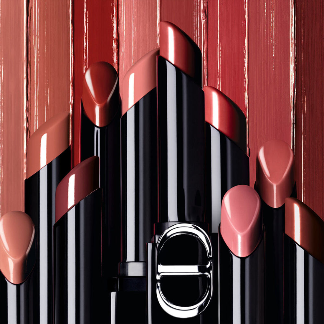 Rouge Dior On Stage Rossetto dal finish brillante e dalla tenuta estrema 425 Wild Rosewood_CDE000000811_Dior-6