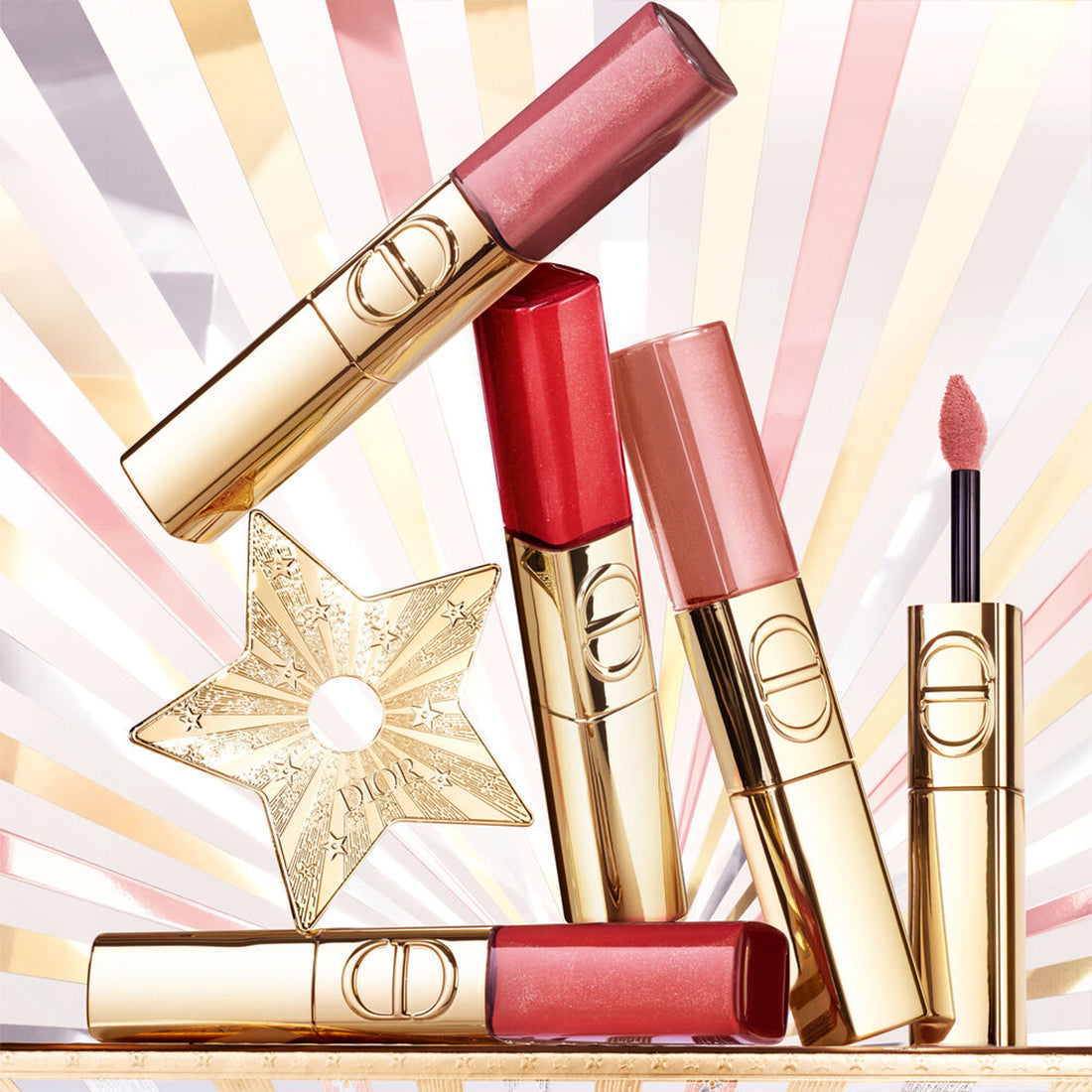 Rouge Dior Sequin Liquid Duo – edizione limitata Duo rossetto e gloss con finish glitterato o brillante 720 Spectacular Icone_CDE000000963_Dior-7