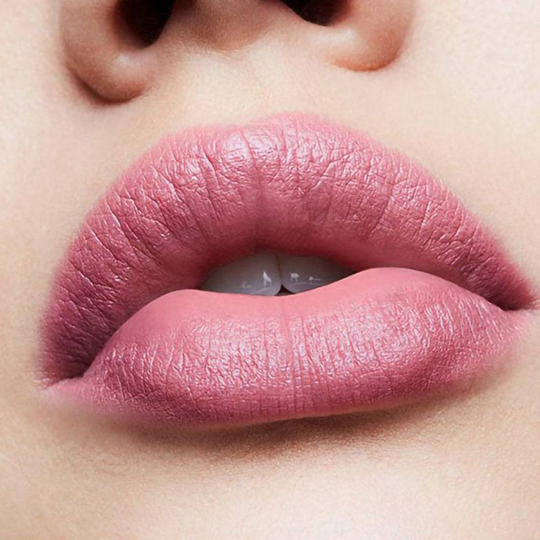 Satin Lipstick Rossetto Satinato Faux_MACM3EW11_MAC-3