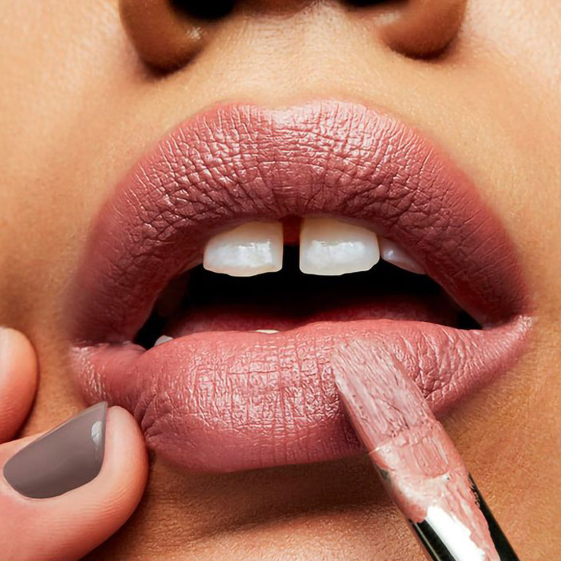 Satin Lipstick Rossetto Satinato Spirit_MACM3EW31_MAC-2