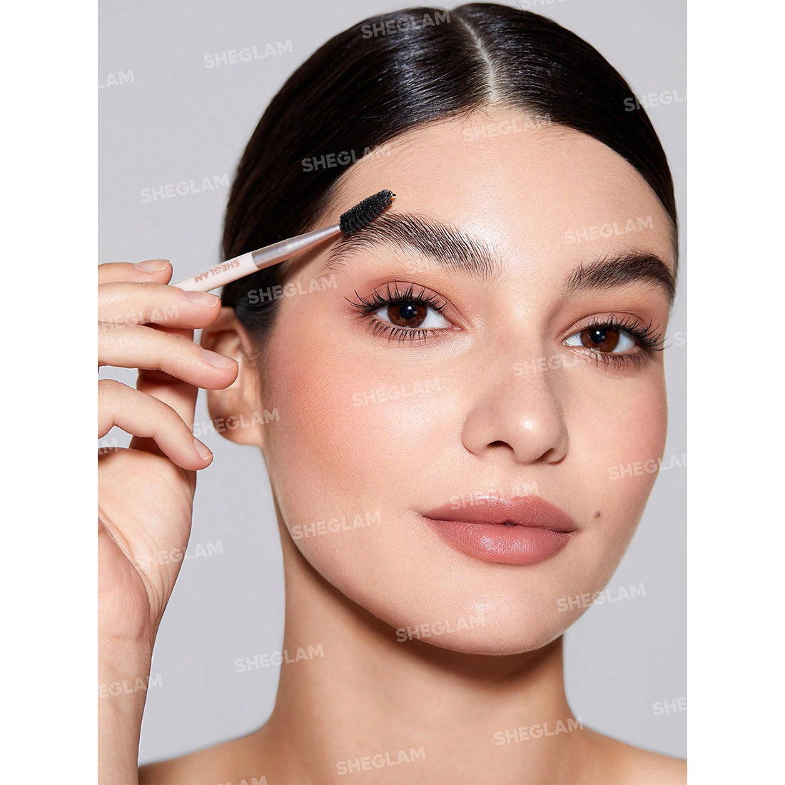 Set Me Up Brow Hold Crystal Clear_SHE044_SHEGLAM-6
