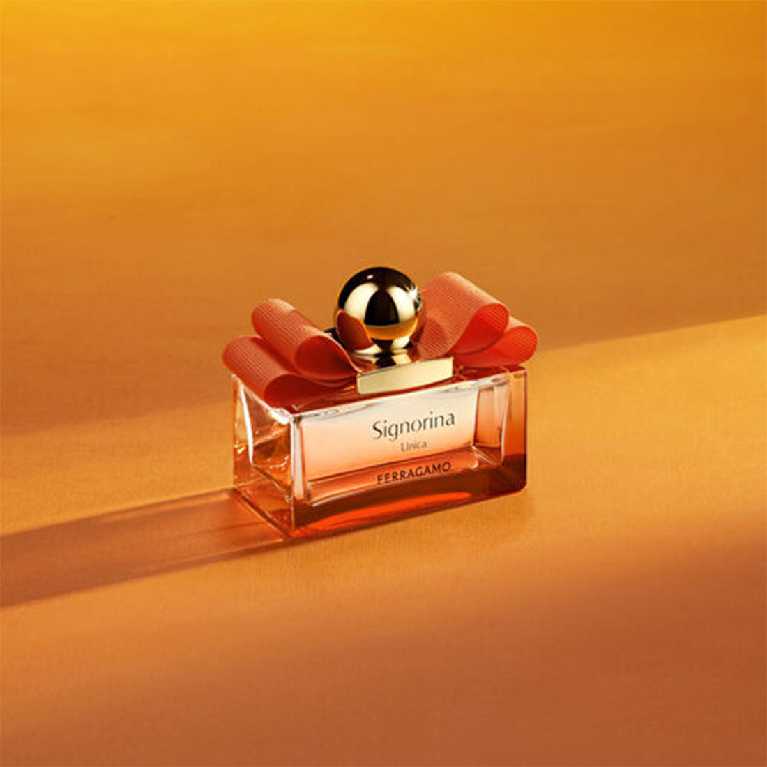 Signorina Unica Eau De Parfum 100 ML_FER18352_Ferragamo-3